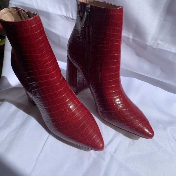 Charles by Charles David Virgil - Picture 3 of 8